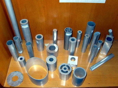 航空鋁管、太空鋁管與工業(yè)鋁管 深圳市德昌業(yè)金屬材料制品的專業(yè)供應